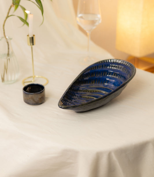 Studio Pottery Midnight Sea Shell Serving Platter with Dip - Errai Homes