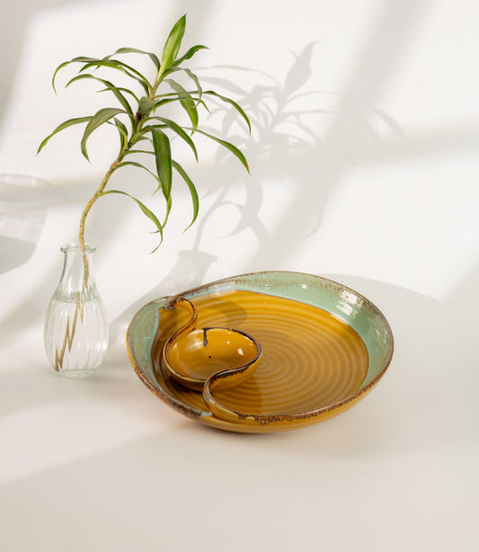 Aaraya Studio Pottery Chip & Dip Tray - Golden - Errai Homes
